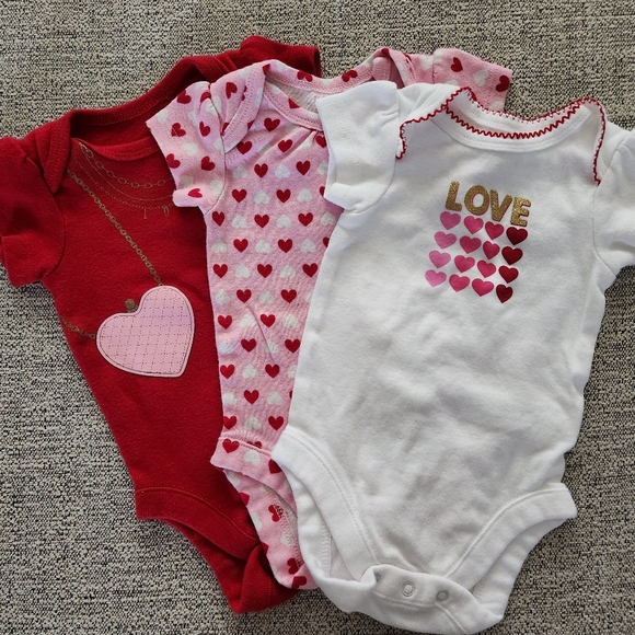 Carter's Other - The Childrens Place LOVE Bundle 3 pk Onsies 0-3 Months